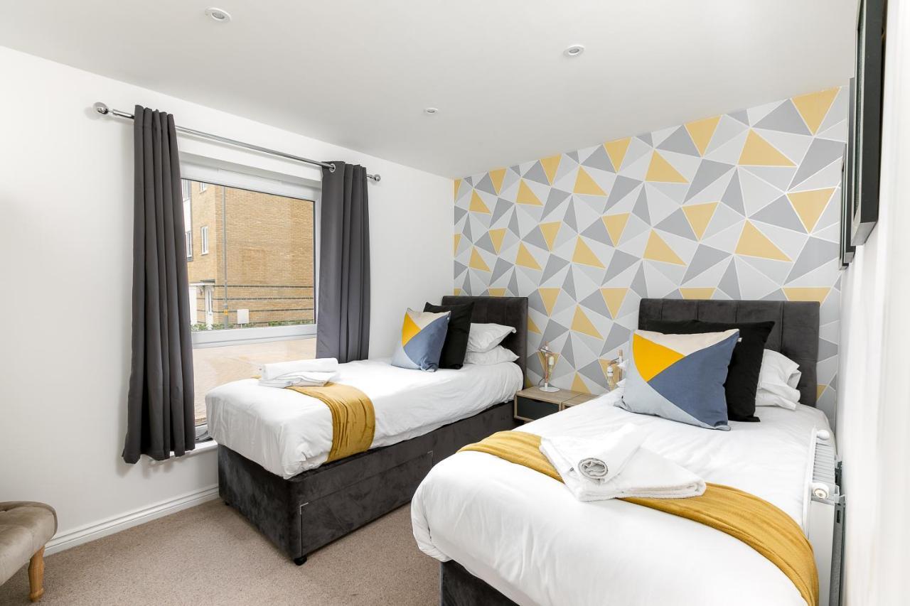 Hertford Serviced Apartments Ware Kültér fotó