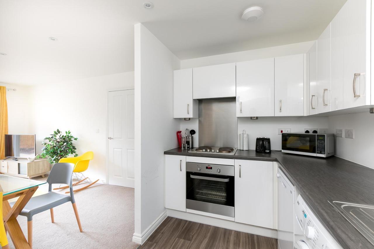Hertford Serviced Apartments Ware Kültér fotó
