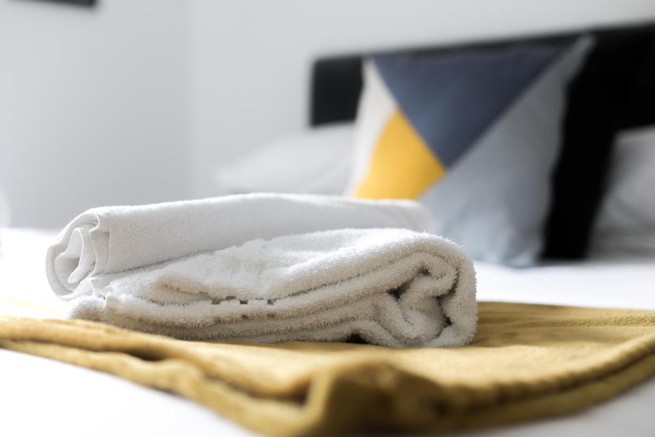Hertford Serviced Apartments Ware Kültér fotó